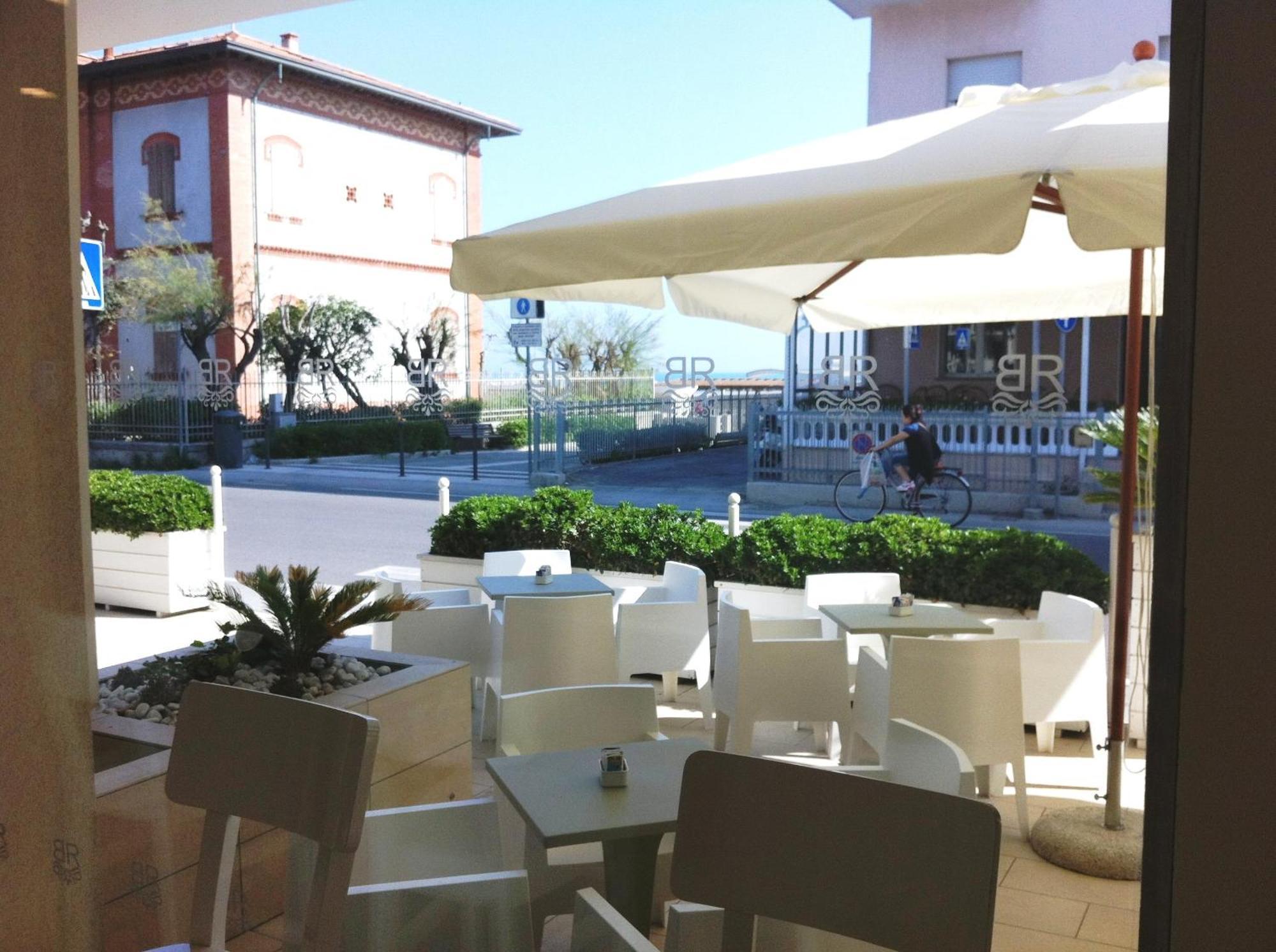 Residence Belmare Rimini Esterno foto