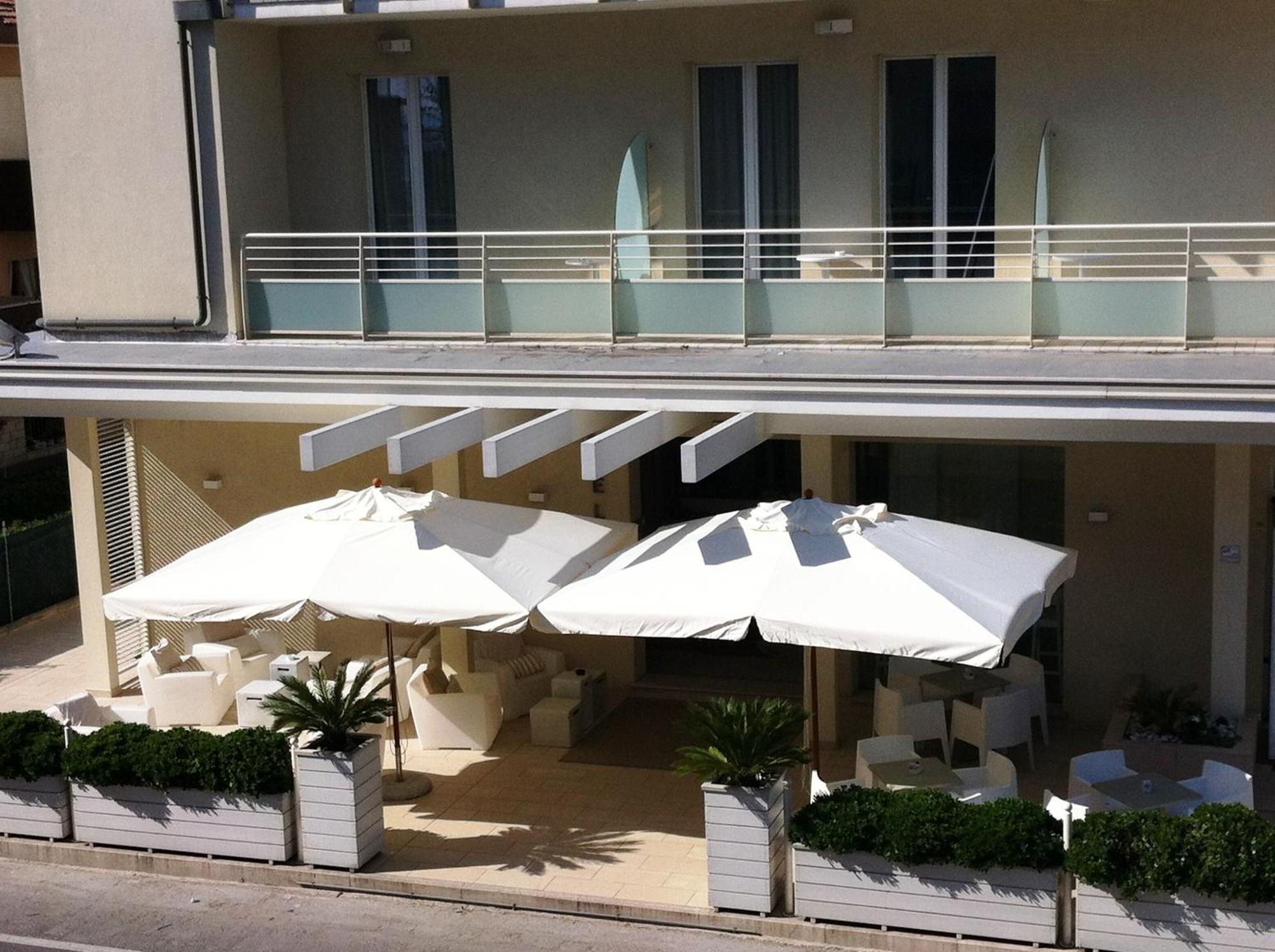 Residence Belmare Rimini Esterno foto